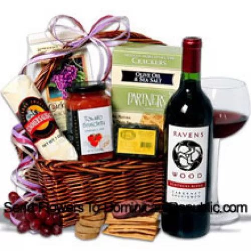 This Father's Day Gift basket includes Ravenswood Cabernet Sauvignon – 750 ml, Hors Doeuvre Deli Style Crackers by Partners, Tomato Bruschetta by Elki, Red Wine Biscuit by American Vintage, Hickory & Maple Smoked Cheese by Sugarbush Farm and Butcher Wrapped Summer Sausage by Sparrer Sausage Co. (Contents of basket including wine may vary by season and delivery location. In case of unavailability of a certain product we will substitute the same with a product of equal or higher value)